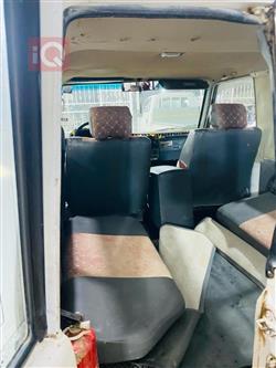 تويوتا لاند كروزر 70 بيك اب